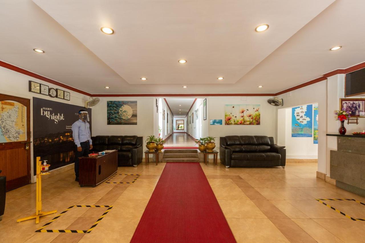 Kstdc Hotel Mayura Bhuvaneshwari Kamalapur Hampi Exteriör bild