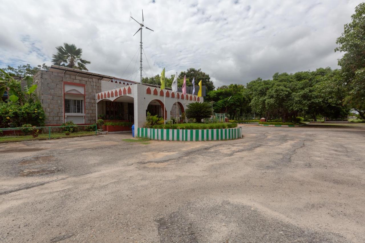 Kstdc Hotel Mayura Bhuvaneshwari Kamalapur Hampi Exteriör bild